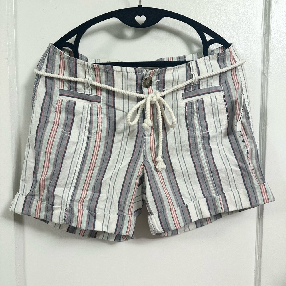 OLD NAVY Striped Cotton Mid-Rise 5” Shorts with Rope Belt - 4